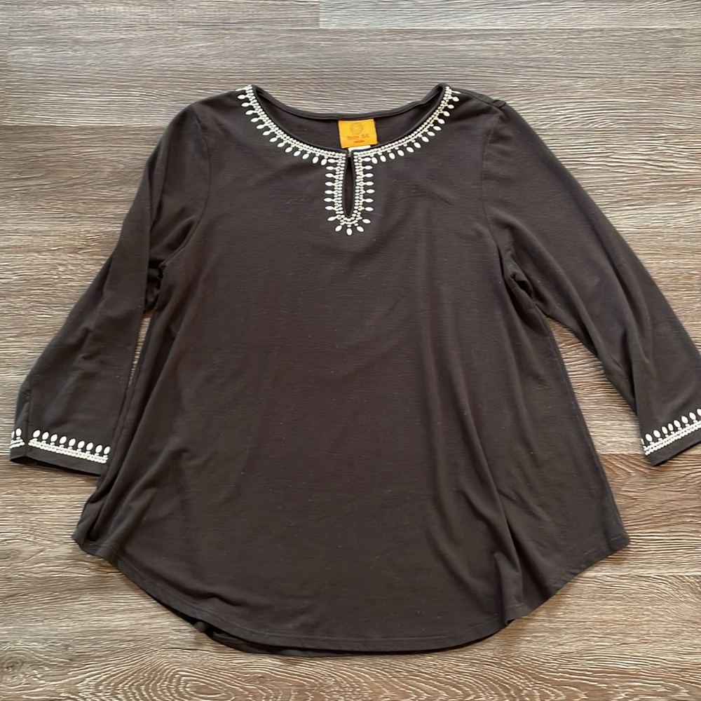 Ruby Rd. Black Tunic Women’s Petite Small Round Neck 3/4 Sleeve Beaded